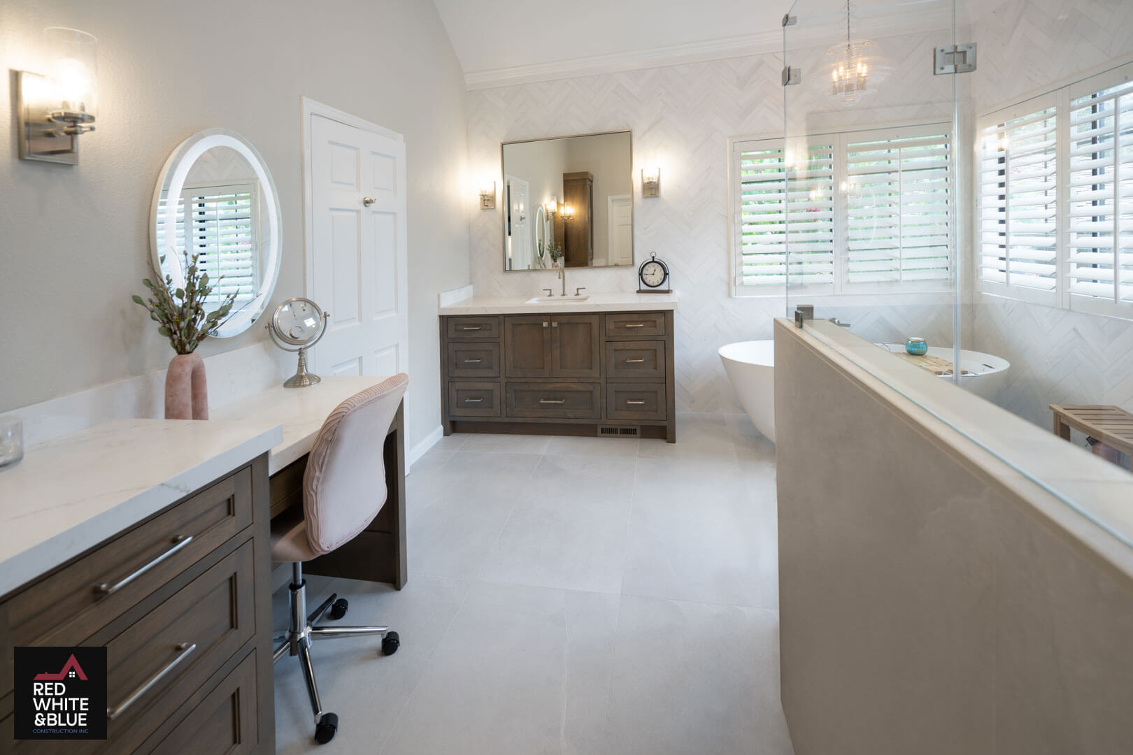 Custom Vanities: Maximizing Functionality Without Sacrificing Style