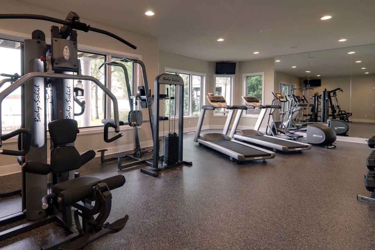 Functional home gym layout ideas for better workouts.